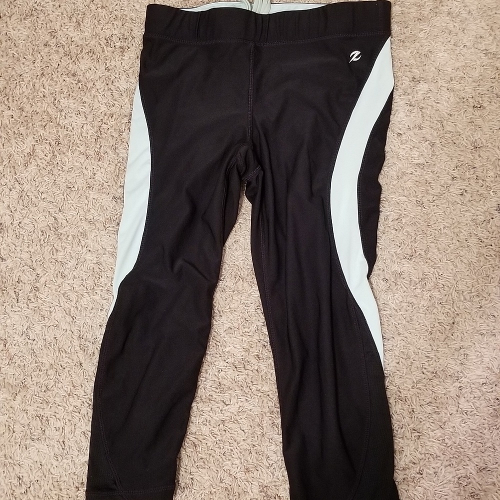 Athletic capris